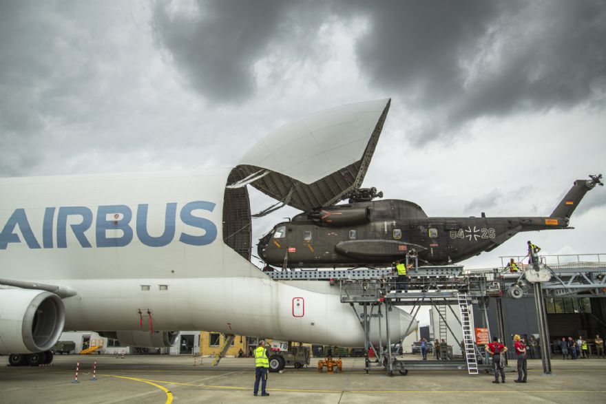 Airbus tests loading system for outsized military cargo on Beluga