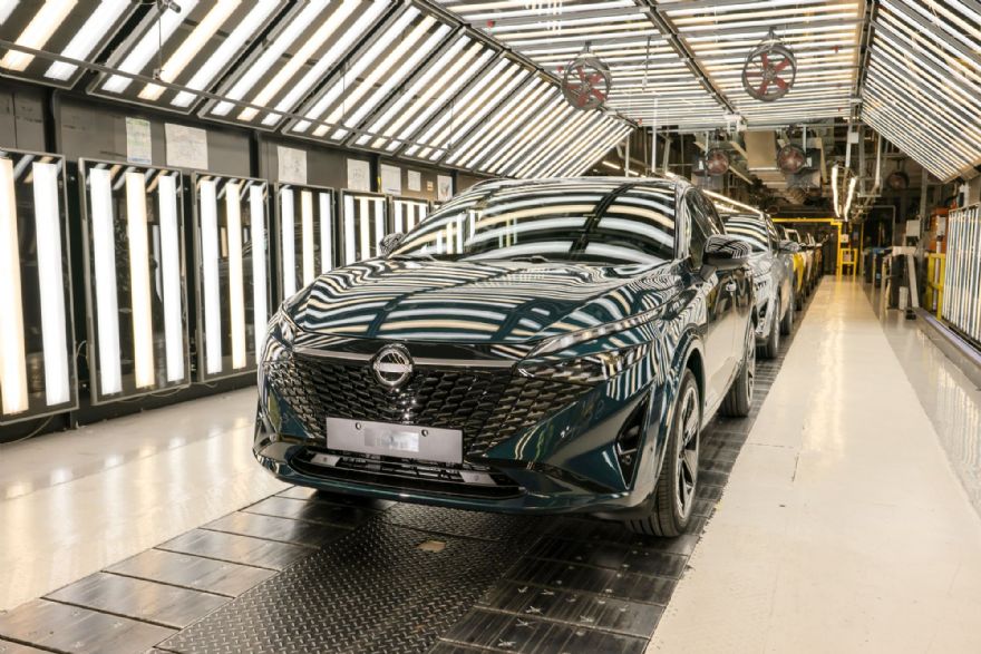 Grey remains the UK's favourite car colour